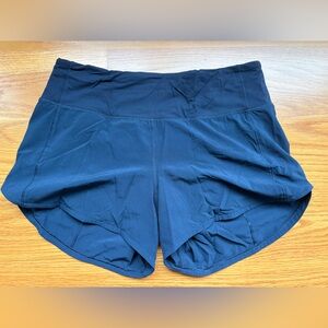 Lululemon Speed Up Shorts, Size 6, 4” inseam
